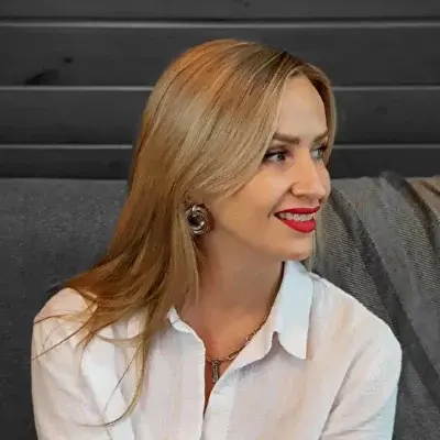 Елена Иванова